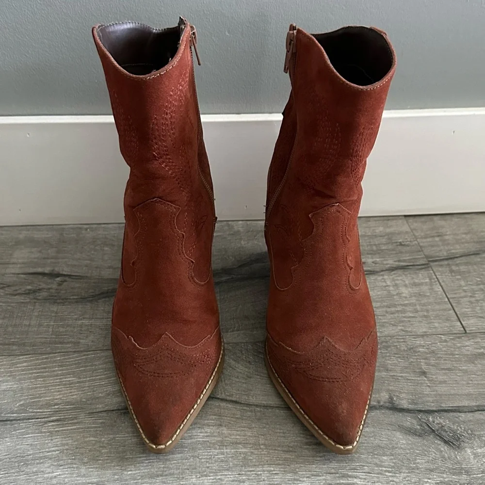 Women's Rust Suede Western Ankle Booties with Side Zip - Picture 1 of 4